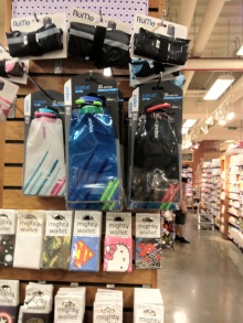 $jivamukti yogaから世界へ-水筒